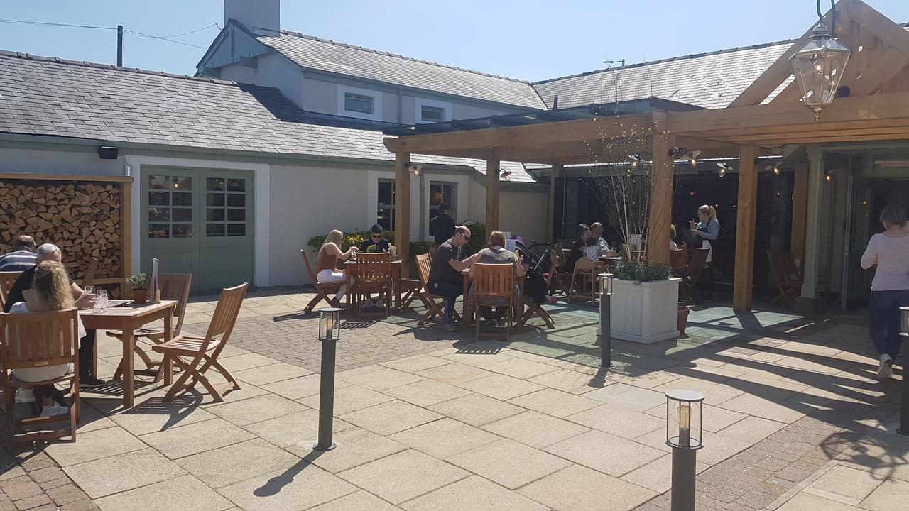 The Bluebird Inn At Samlesbury Preston  Zewnętrze zdjęcie